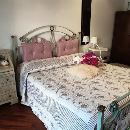 B&B Mary'S House Ciampino Exteriör bild