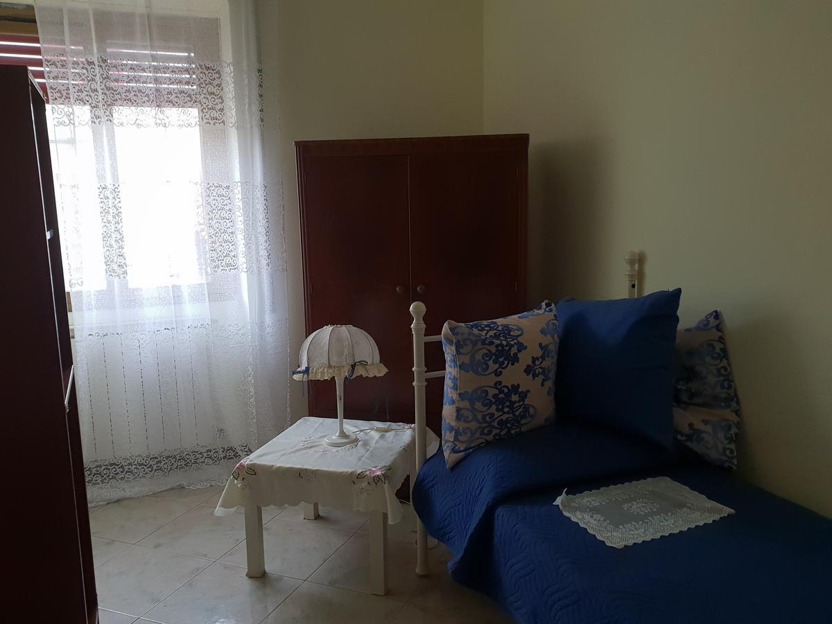 B&B Mary'S House Ciampino Exteriör bild